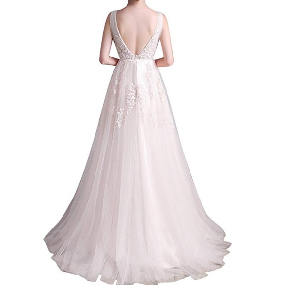 SOLD..Cocktail Gown in White for prom or wedding - Picture 3 of 4